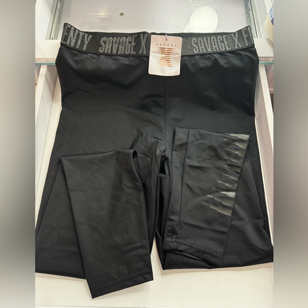 Savage Fenty Shine Leggings